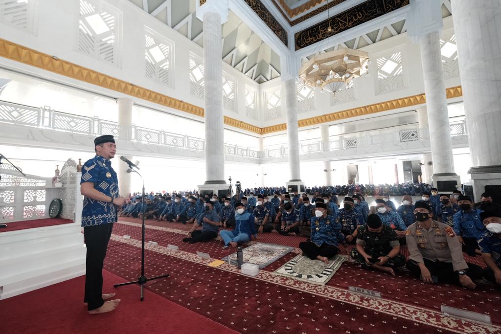 Halal Bihalal Bersama Jajaran ASN Pemkab Gowa, Adnan Ingatkan Pentingnya Kolaborasi 